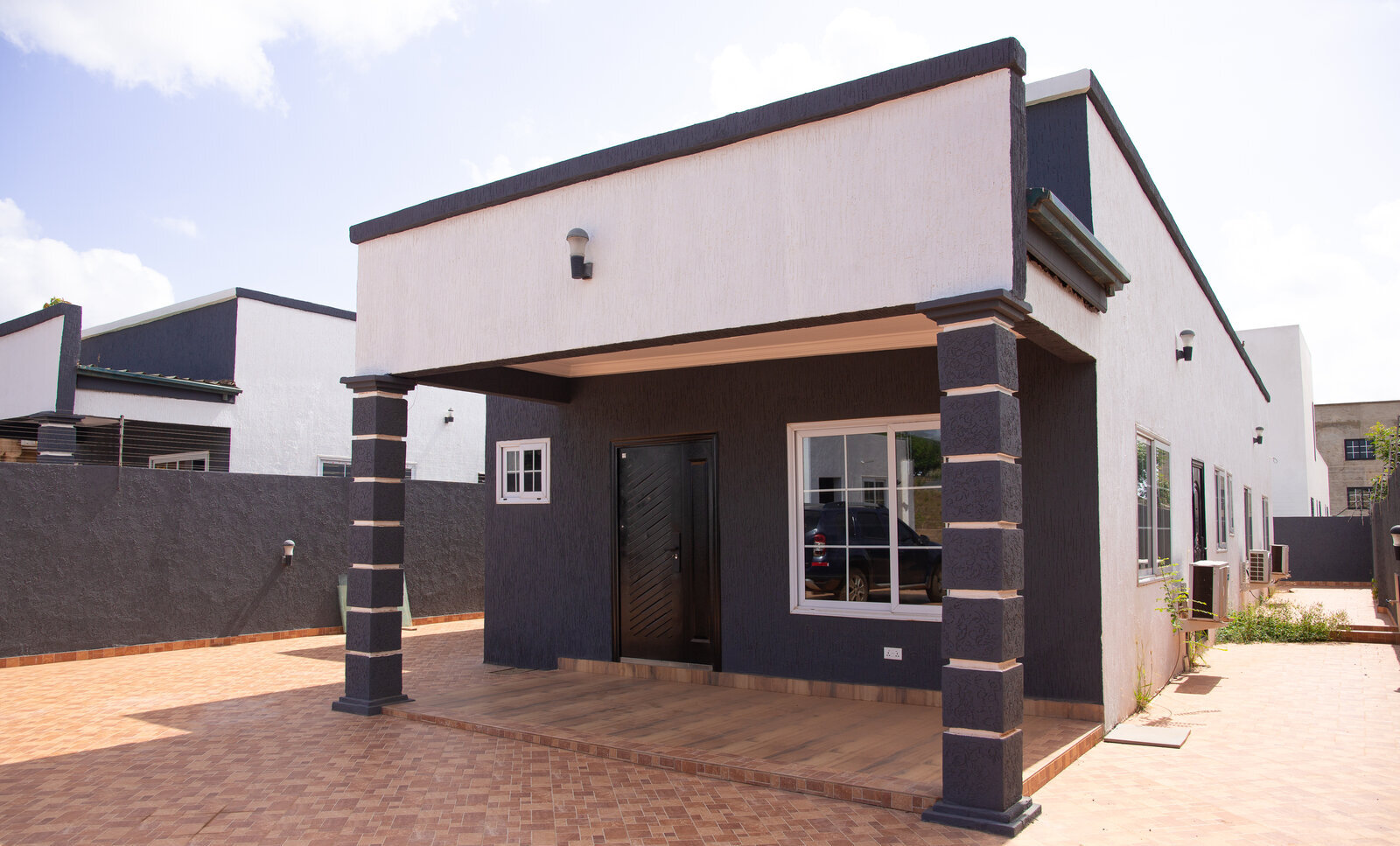 Three-bedroom house for rent in Oyarifa