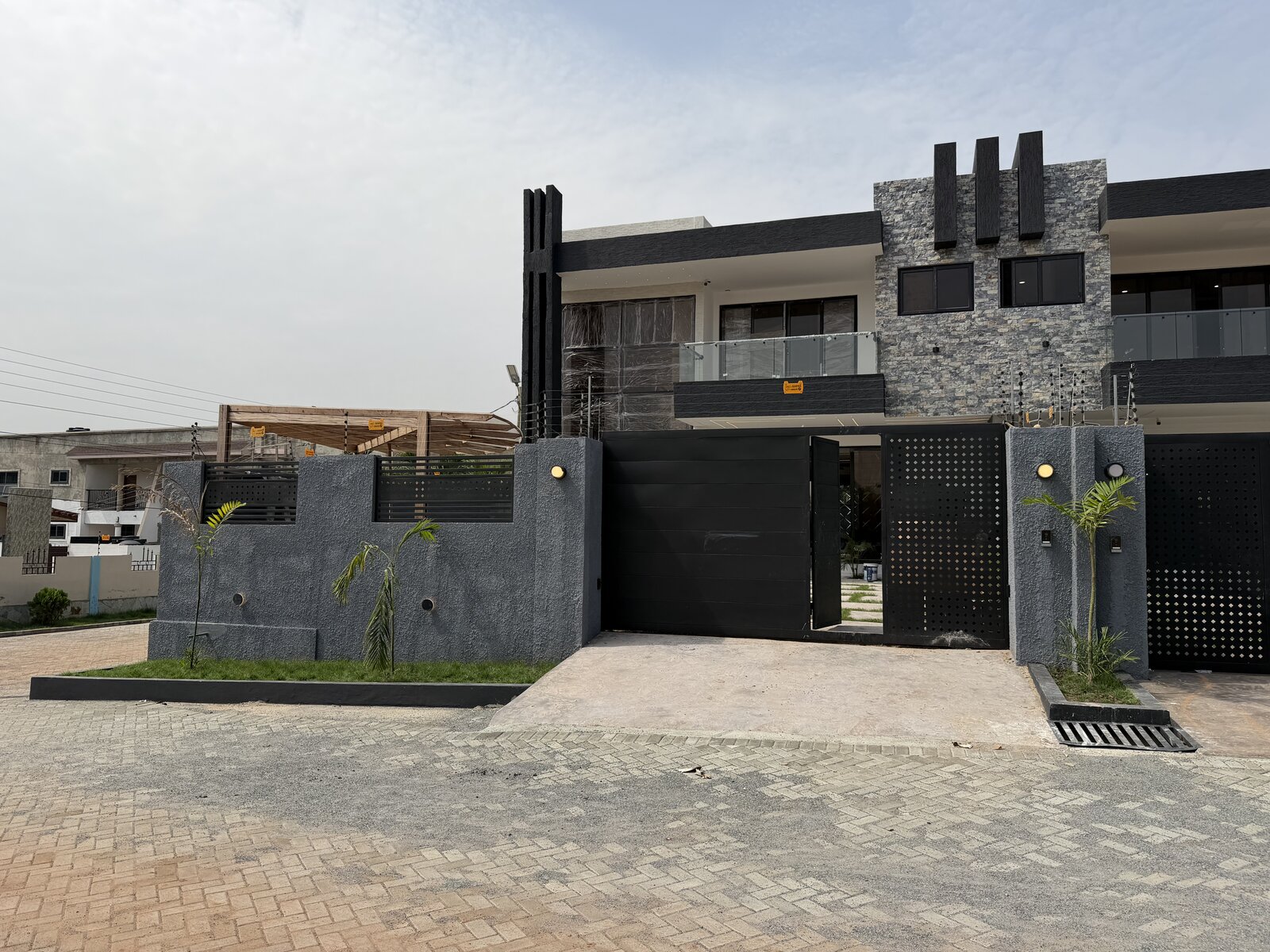 Four-bedroom house for sale in East Legon